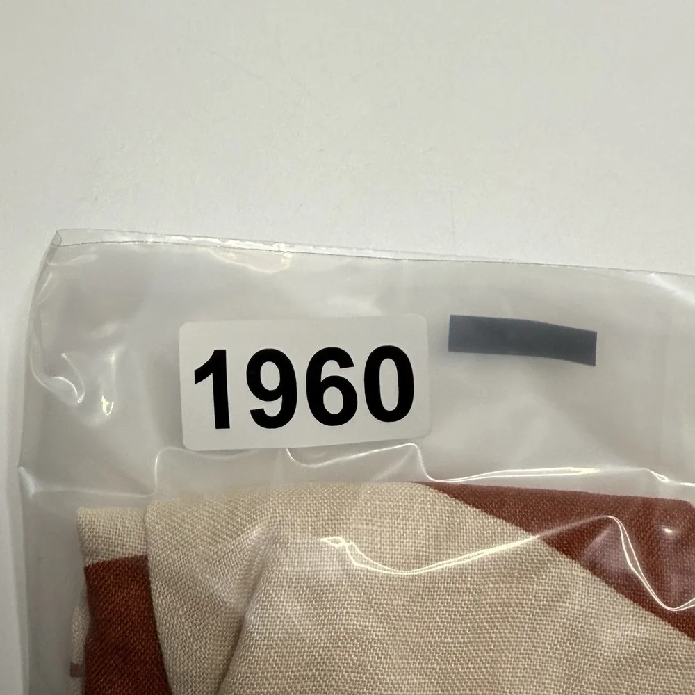 ASTR the Label Nirina 100% Linen Mini Skirt Rust Abstract Size‎ Medium FLAW HOLE